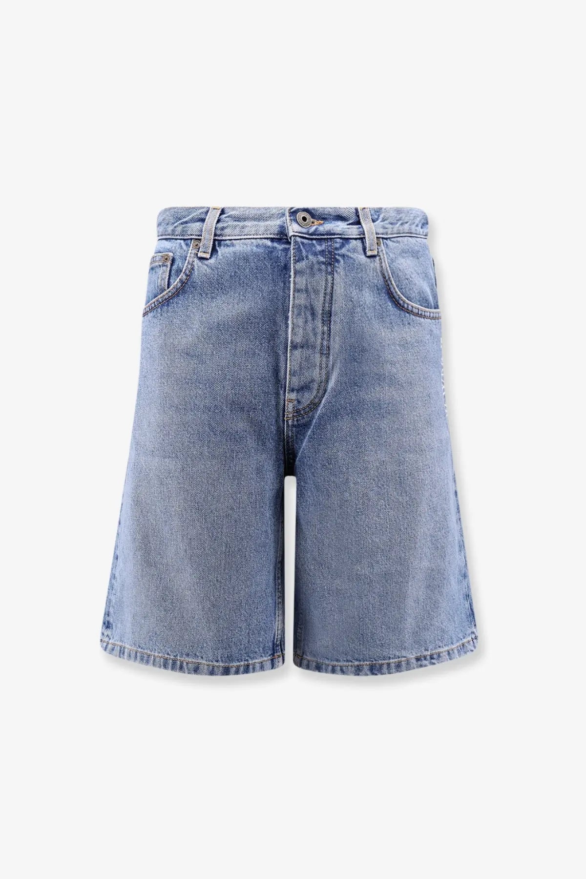 Off-White men’s half arrow light-wash denim shorts with high waist and classic five-pocket design in blue