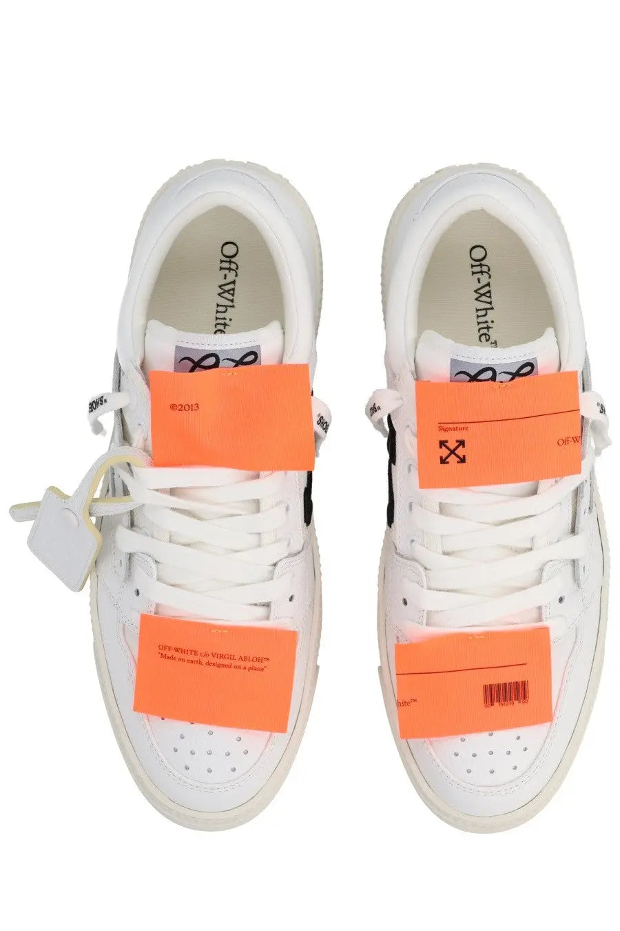 Off-white men’s sneaker low top court white with bright orange tags and black branding details in leather material
