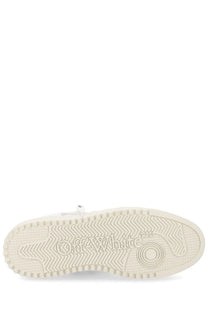 Off-white men’s low top court sneaker in white with textured rubber sole and embossed logo on the side