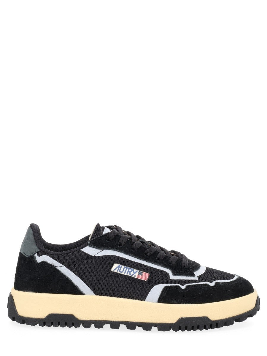 AUTRY Men's Wildpace Low Sneaker Black