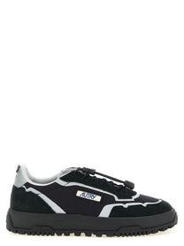 AUTRY Wildpace Low Sneakers Black