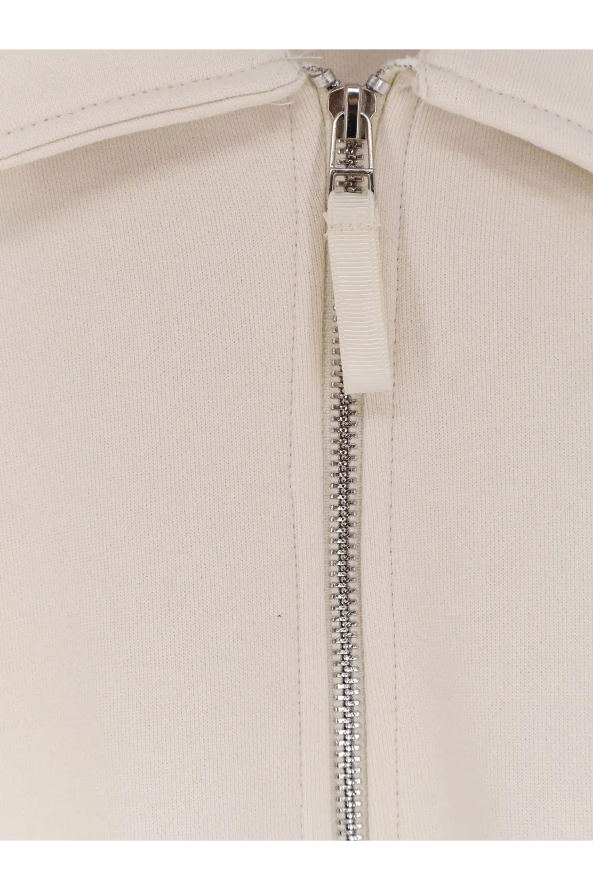 Woodbird men’s wbtom organic cotton sweatshirt white with an off-white zipper and metallic pull tab on textured fabric
