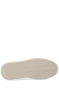 Cream-colored rubber sole with subtle chevron tread and embossed nico branding on woolrich men’s sneaker arrow white