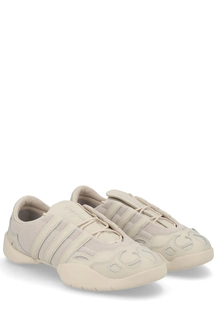 Beige y-3 unisex regu sneaker grey with mesh and suede upper featuring iconic three stripes and subtle side branding