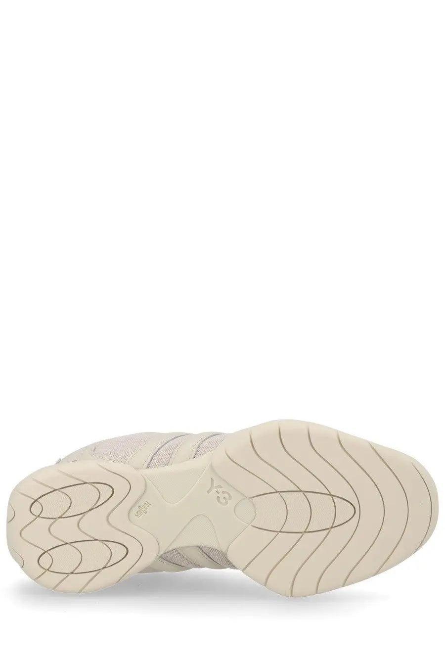 Cream-colored y-3 unisex regu sneaker with textured mesh upper and wavy rubber sole in grey tone