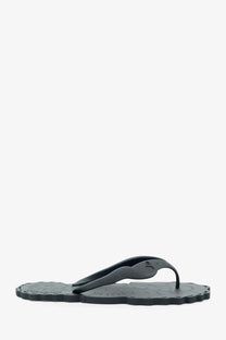 Zimmermann women’s seafoam thong black rubber sandals with textured scalloped sole and embossed logo on footbed